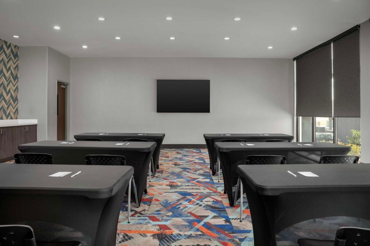 Home2 Suites By Hilton Cullman Extérieur photo
